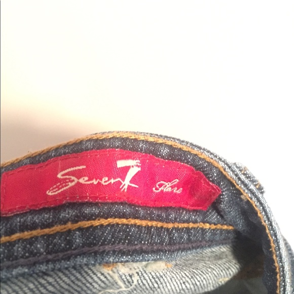 Seven Distressed Flare jeans - Picture 4 of 5